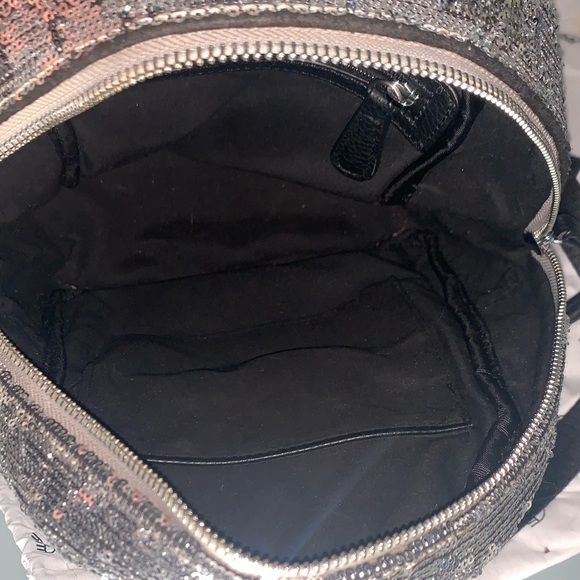 CHIARA FERRAGNI Flirting eye glitter backpack - Picture 6 of 6